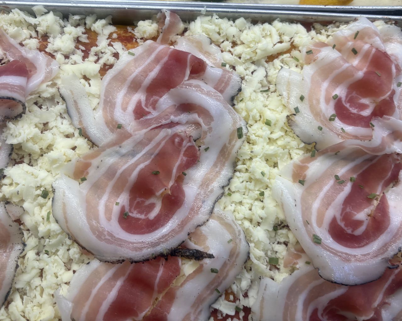 Pizza pancetta arrotolata